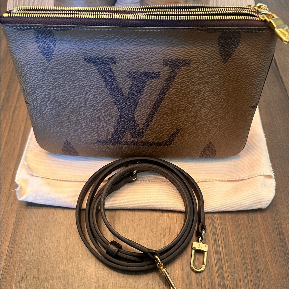 Authentic Louis Vuitton Large Monogram Reverse Double Zip Pouchette